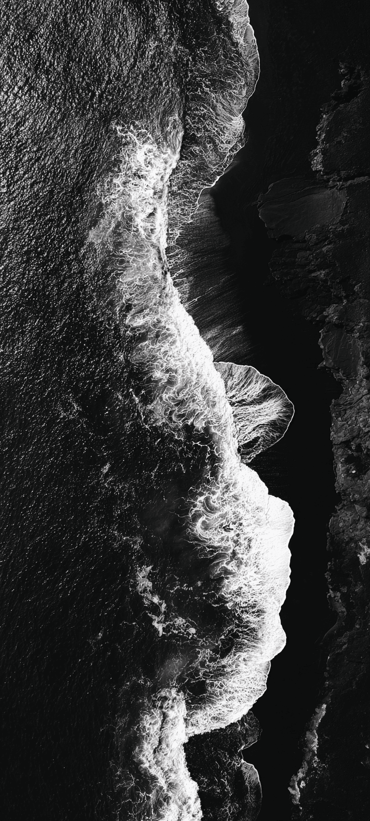 Black and White Ocean Waves Wallpaper with Minimalist Dark Aesthetic